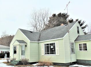 590 Churchill Dr, Muskegon, MI