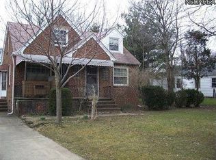 4912 W Ridgewood Dr, Parma, OH 44134