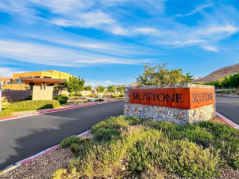 10314 Apache Blue Ave — Photo 59