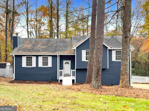 664 Cedar Creek Dr, Dallas, GA 30157