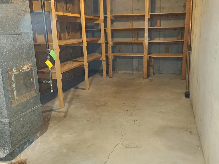 1143 Avenue C NW — Photo 21