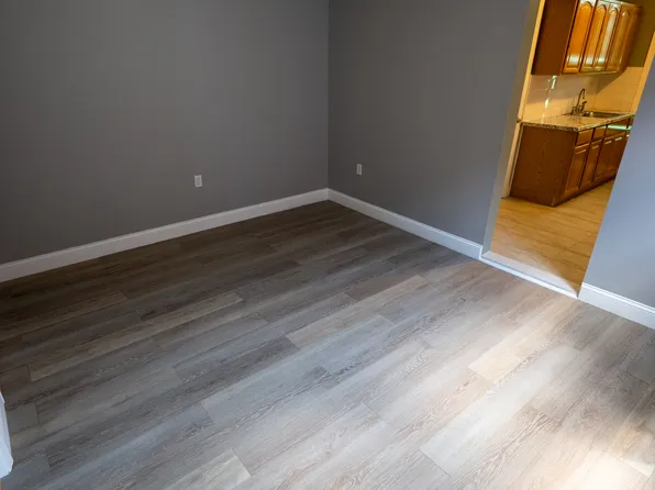 9728 Flatlands Avenue image 33 of 40