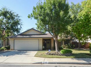 1795 E Pryor Dr, Fresno, CA