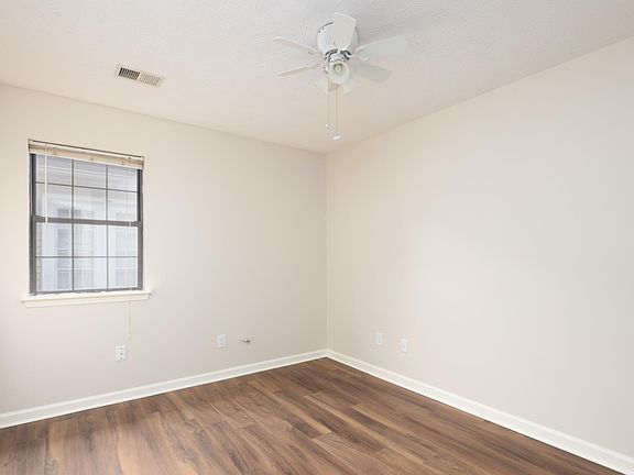 2nd image of 297 Pleasant Pointe Dr