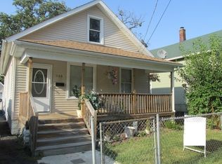 1108 Solfisburg Ave, Aurora, IL 60505