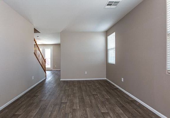 5th image of 2412 Crane Ct