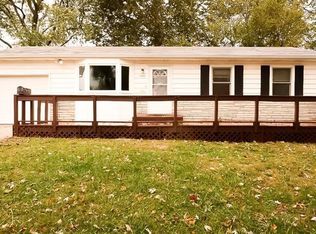 13802 11th St, Grandview, MO 64030