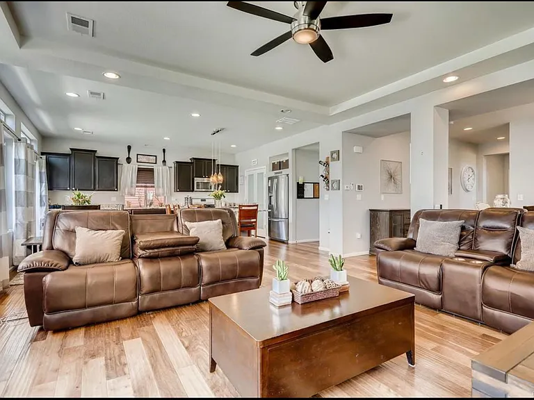 4637 Walden Way — Photo 7