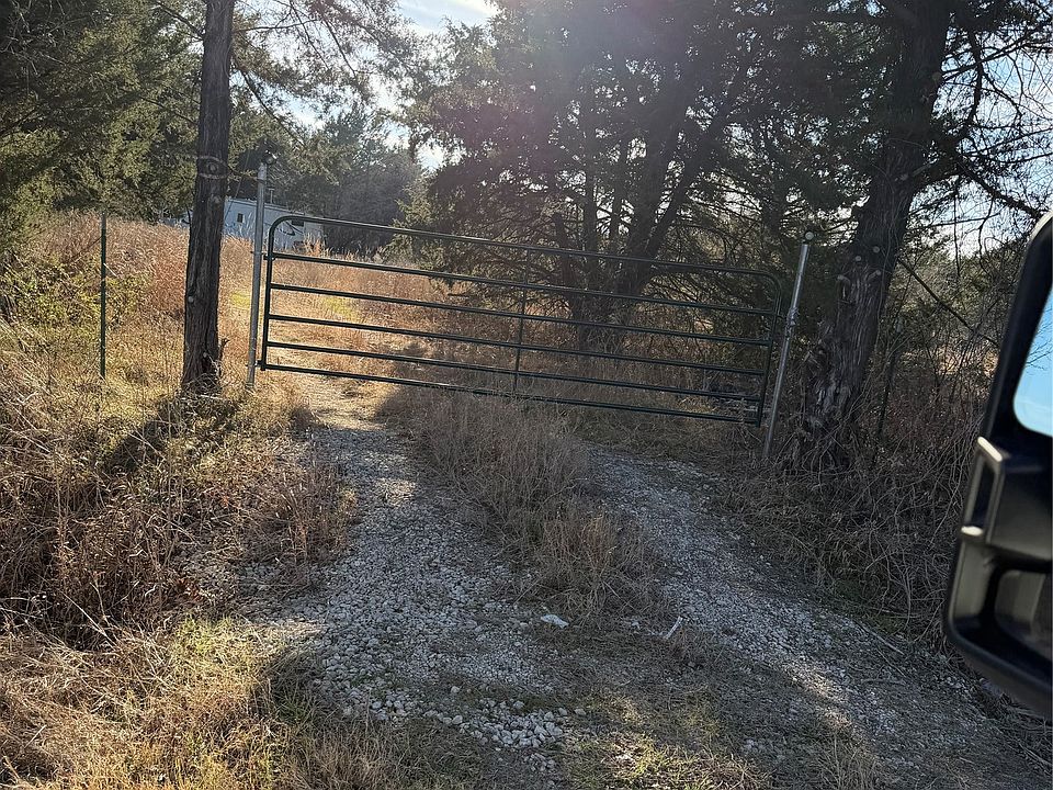 1st image of 3117 SE County Road 2130