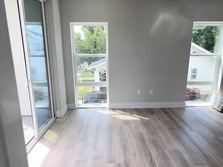 2385 Rhode Island Ave NE #13 — Photo 4