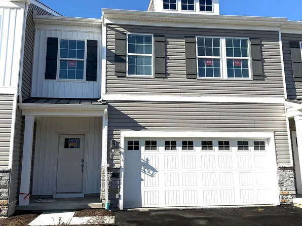 38 Penny Ln, Neptune, NJ 07753