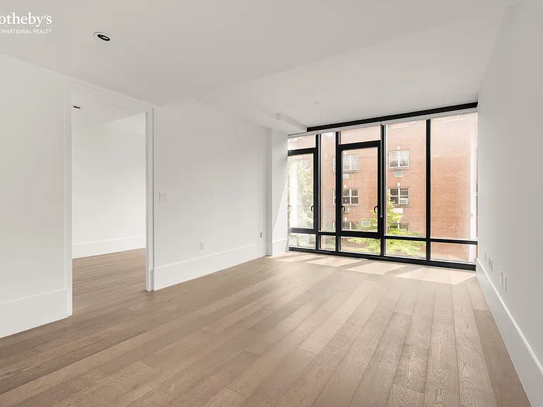 429 Kent Ave #505 — Photo 1