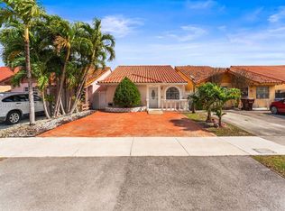 5871 W 21st Ct, Hialeah, FL 33016