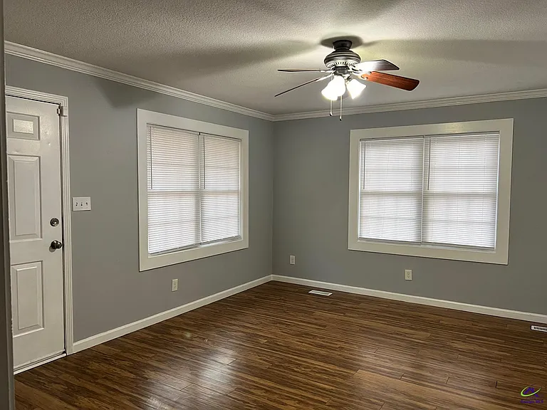 1506 Main St — Photo 18