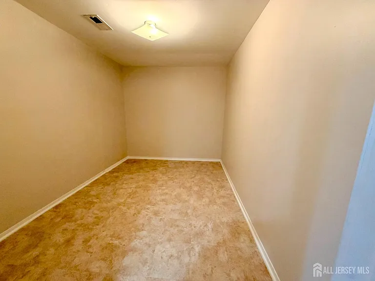 12 Dogwood Dr — Photo 14