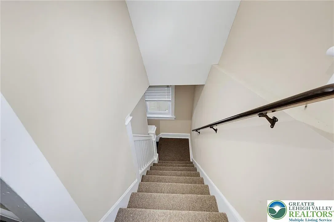 1 bed, $1,700 — Photo 2