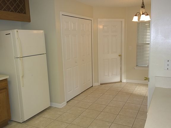 5th image of 3702 Silver Bluff Blvd