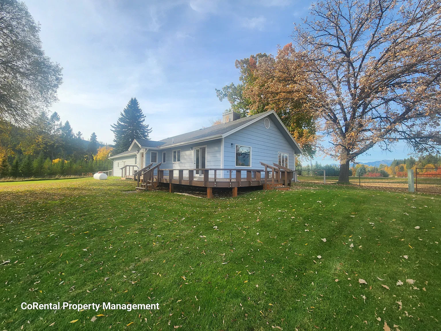 3 bed, 2.0 bath, 1760 sqft, $3,200 — Photo 4