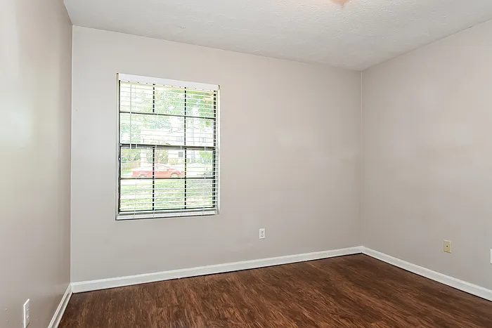 3193 Delhi Dr — Photo 14
