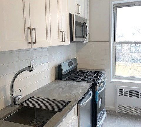 2nd image of 30-44 29th St