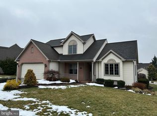 1012 Huntington Ln, Elizabethtown, PA 17022