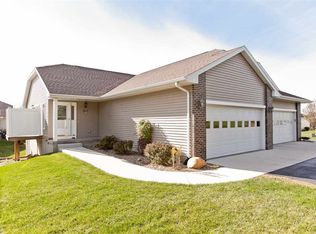 939 Willow Ln #B, Lisbon, IA 52253