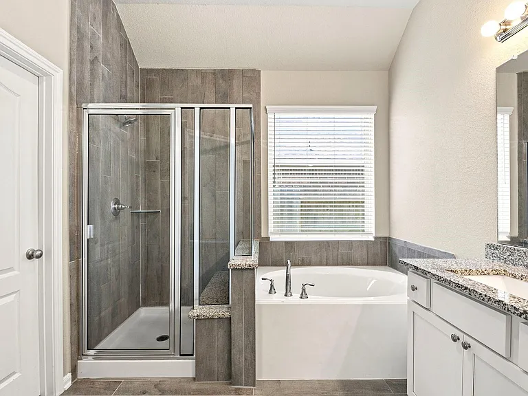 16875 Olympic National Dr — Photo 19
