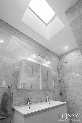Rented by Keller Williams NYC | media 13