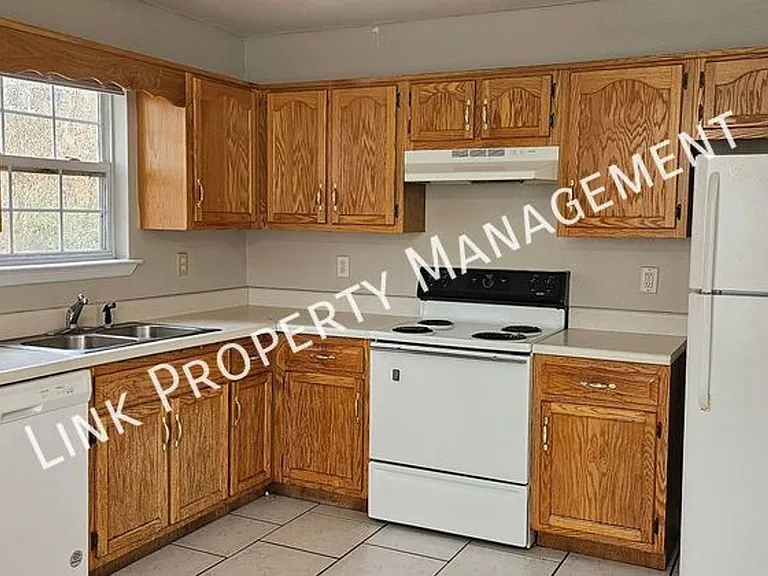 1106 Carline Rd — Photo 12