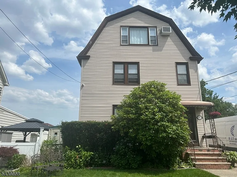 73 Lakewood Ter — Photo 18