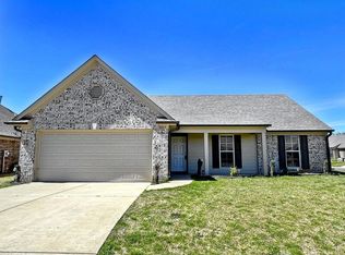 8843 Smith Ranch Dr, Southaven, MS 38671