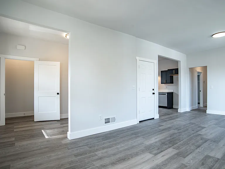 6194 Hecla St — Photo 7