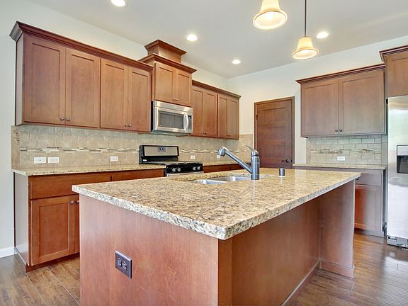 5th image of 19532 207th Street Ct E
