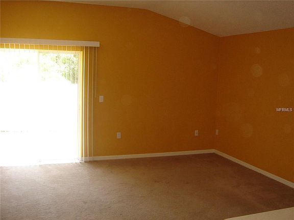 3rd image of 5828 Mariposa Cove Ln