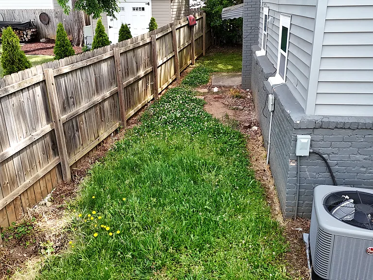 104 Otis St — Photo 17