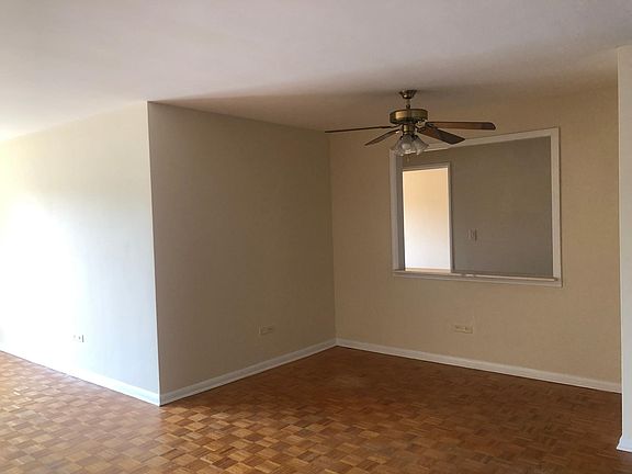 2nd image of 401 S Grove Ave APT 3H