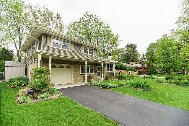 1st image of 212 Elmwood Dr #1
