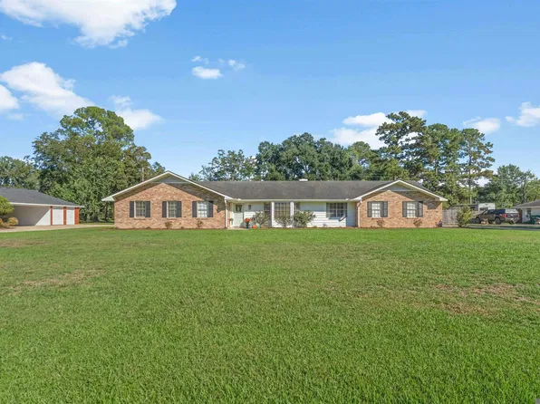 5824 Fennwood Dr, Zachary, LA 70791