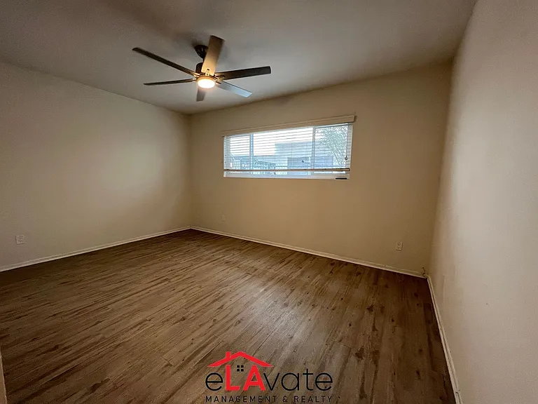 12625 Pacific Ave #4 — Photo 12