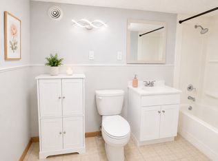 68 La Force Pl #2, Buffalo, NY 14207