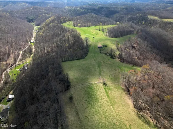 55 Mud Lick Run, Millstone, WV 25261