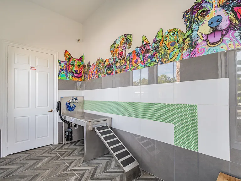 THE PARQ AT CROSS CREEK — Photo 26