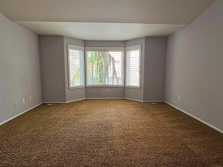 12936 NE 203rd St — Photo 50