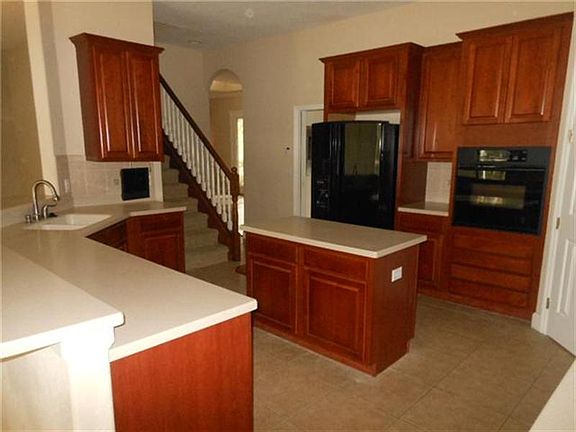 3rd image of 27714 Pine Point Dr
