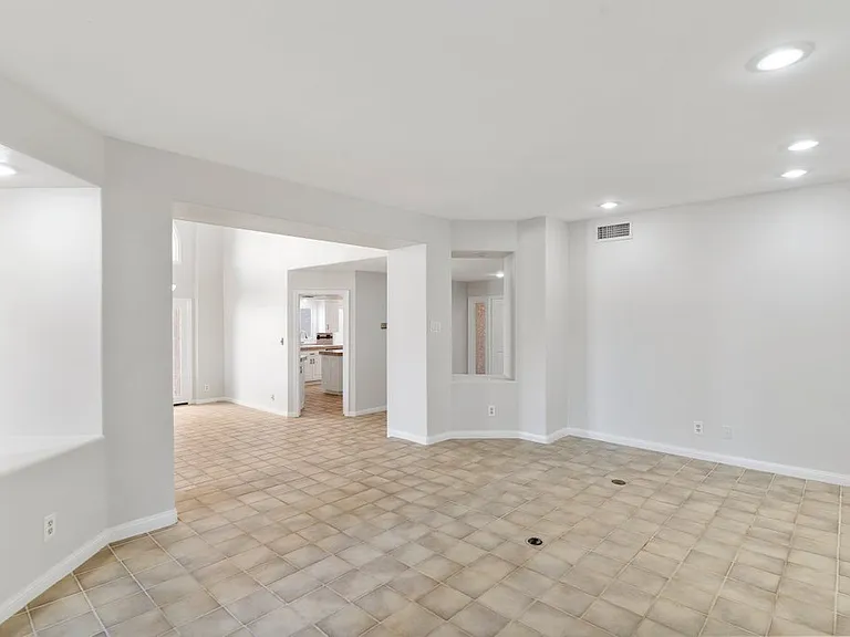 7656 Boca Raton Dr — Photo 30