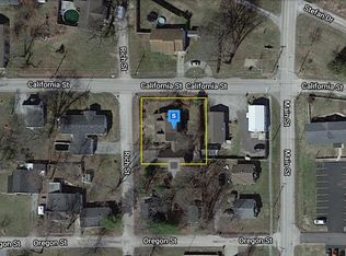 1000 Rich St, Carterville, IL 62918