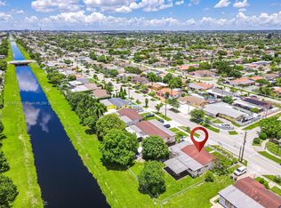 630 W 53rd St, Hialeah, FL 33012