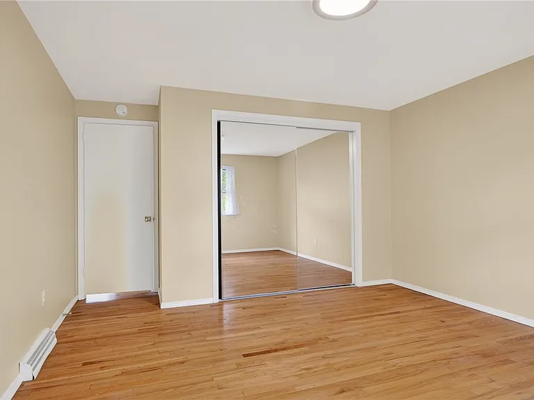 219 Main Entrance Dr — Photo 29