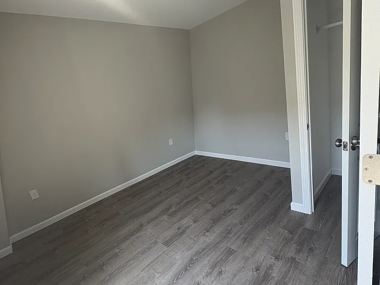46 Linden St #3 — Photo 17