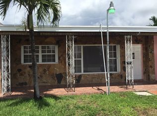 571 W 35th Pl, Hialeah, FL 33012